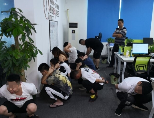这份荣耀在师徒集体中口口相传吸引着更多资深玩家积极担任导师人物