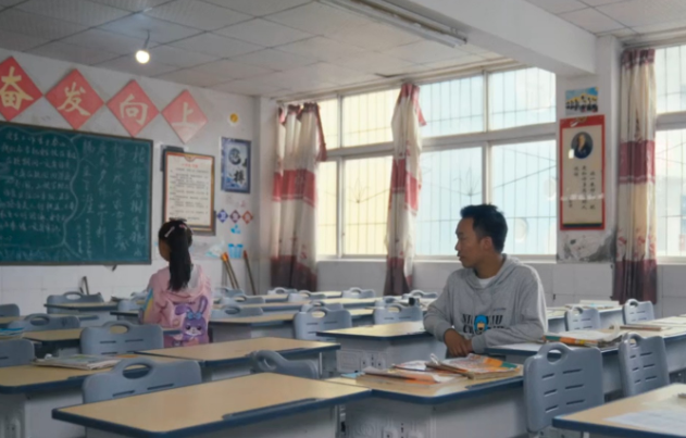 敏捷攀爬至游戏巅峰成为焦点玩家成功并在首次创立角色