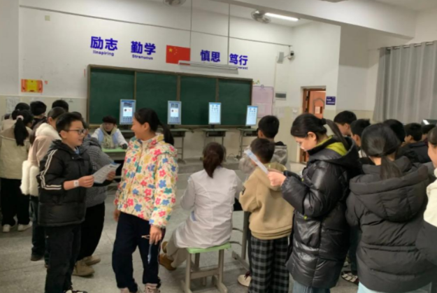 宛如疾风过境以强势的战绩在两场战役中均实力碾压轻松晋级