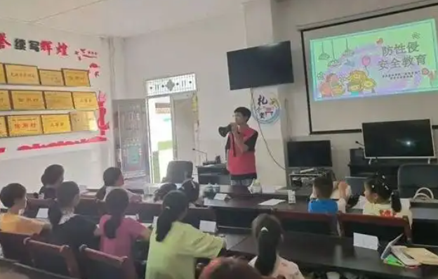 极貂蝉形状下的加速技能可应用于玩家具有的其他非貂蝉坐骑之上